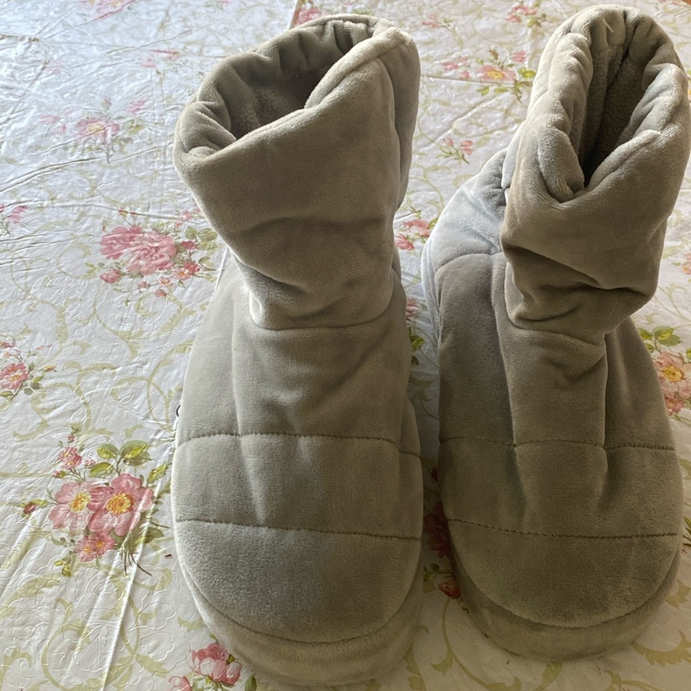 Nice foot massage shoes